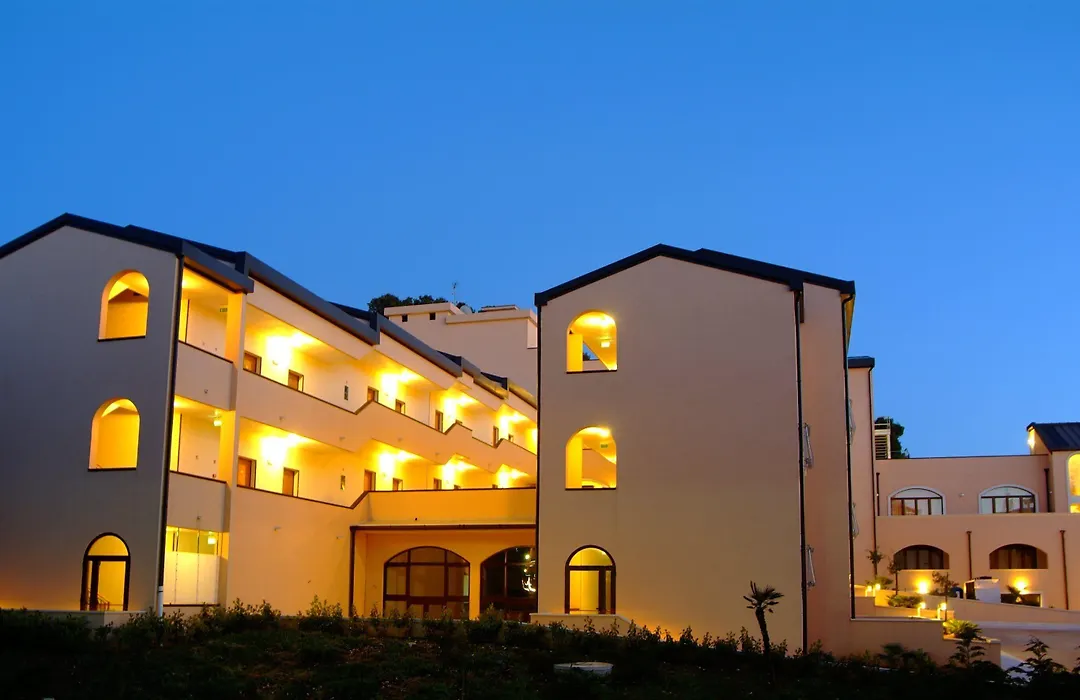 Hotel Villa Rosa-1
